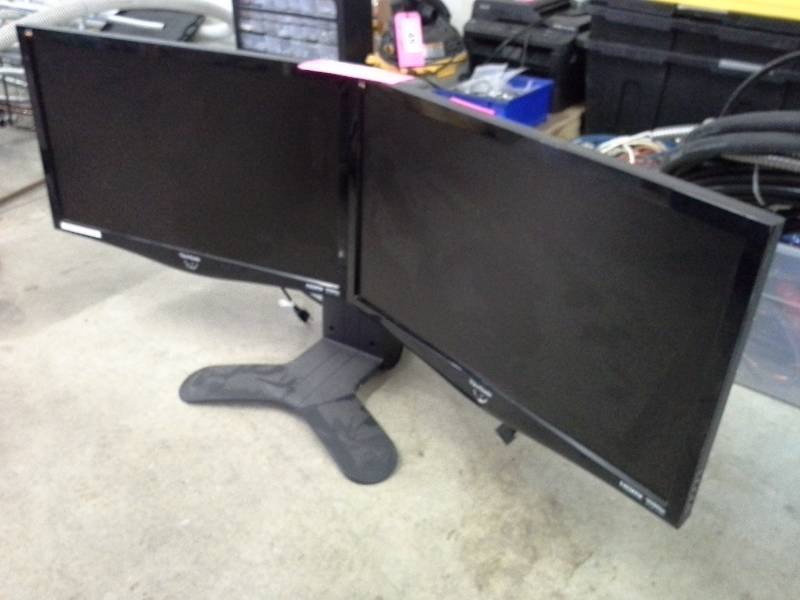 lot 70 image: Pair of Monitors and Heavy Duty Stand