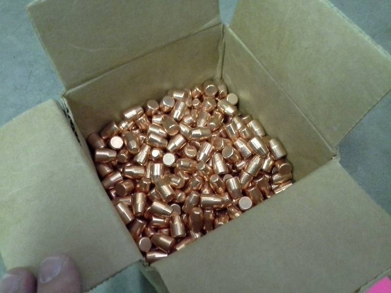 lot 97 image: 40 S&W Flat Point 180 Gr. Bullets