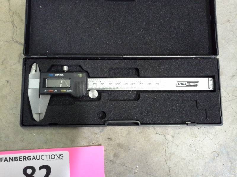 lot 82 image: Tool Shop Caliper