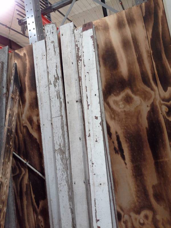 lot 268 image: Reclaimed 1920 Barn wood - 8 Lengths