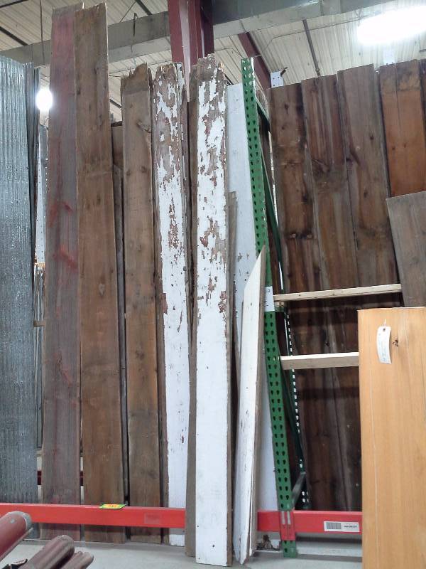 lot 281 image: Reclaimed 1920 Barn wood - Various Lengths