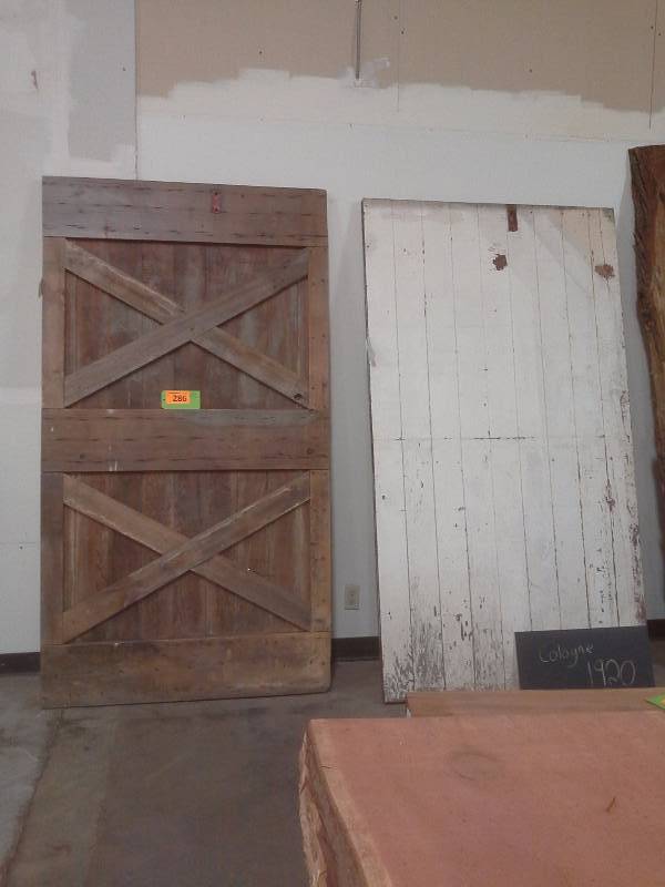 lot 286 image: Pair of 1920 Barn Doors