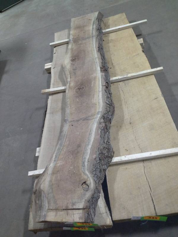 lot 334 image: 8 Live Edge Oak 3 Thick Slab