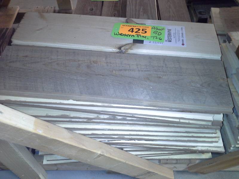lot 425 image: Western Pine Style CraftSample Wood (Grooved Edge)