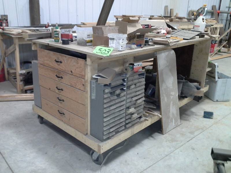 lot 503 image: Workshop Cart on Casters