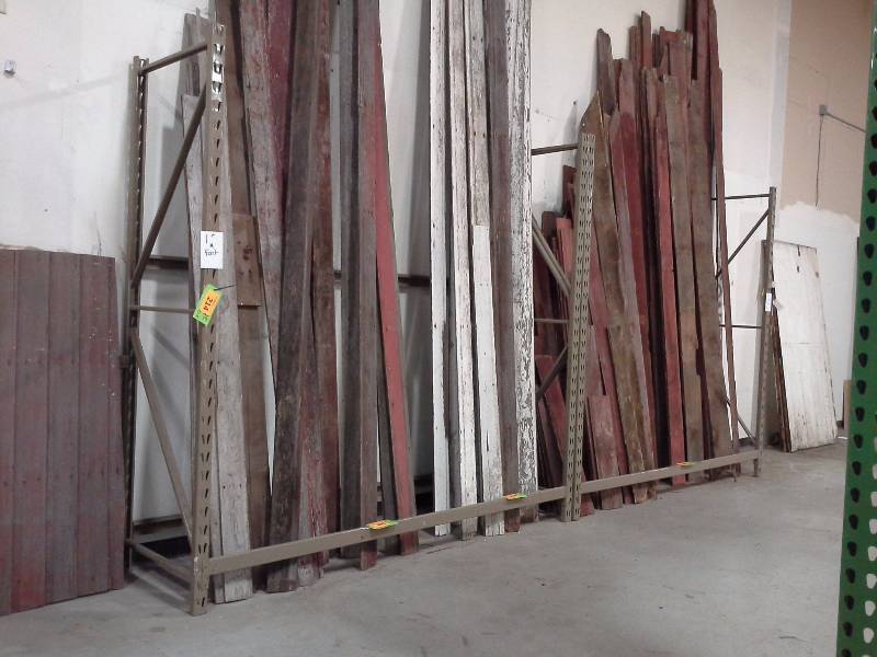 lot 214 image: 8 Pallet Racking - 6 Uprights, 12 Crossbeams