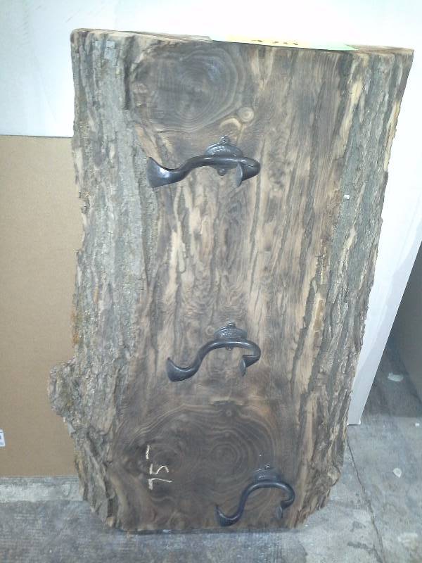 lot 470 image: Decorative Coat Rack