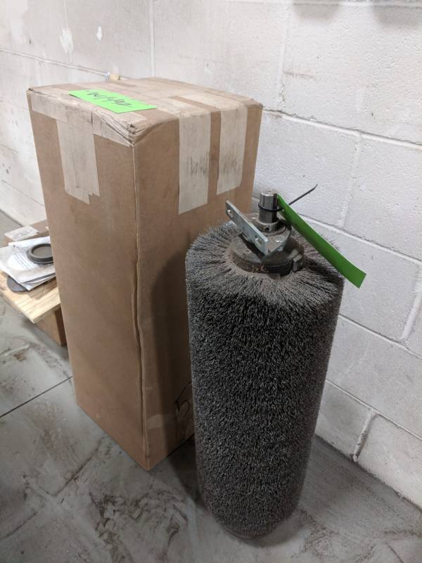 lot 492 image: Two Additional Drum Brushes for SuperBrush System