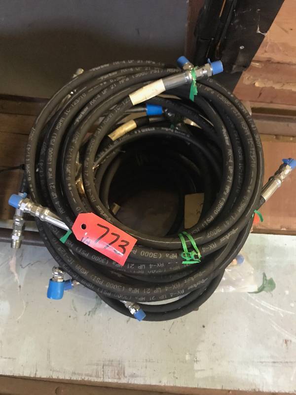LOT OF 14 HOSE