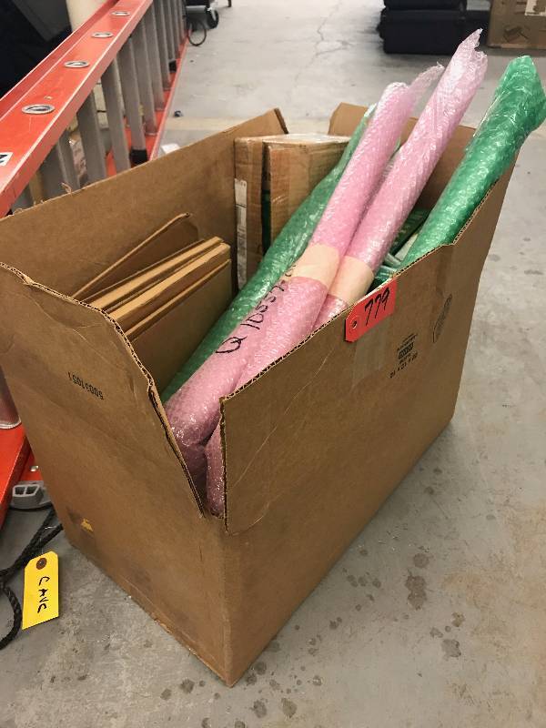BOX OF BULBS