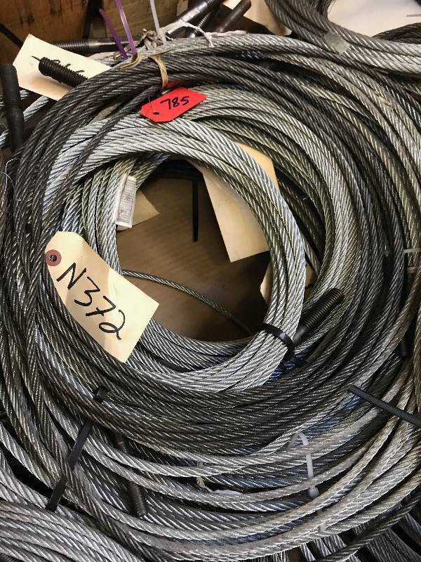 LOT OF STEEL CABLES