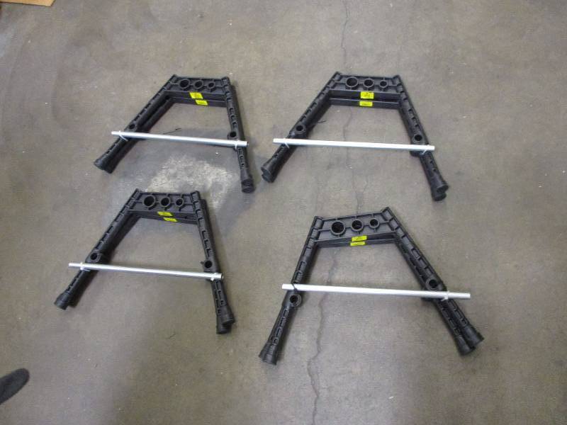 lot 40 image: Reel Stands