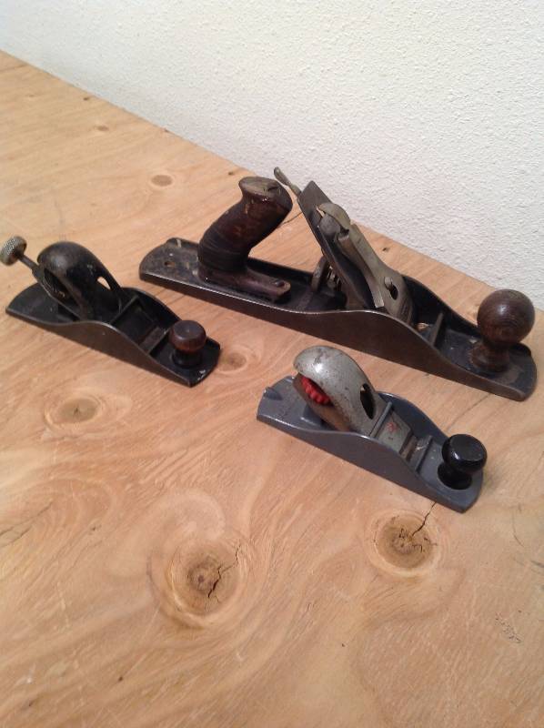 lot 17 image: Wood Working Tools