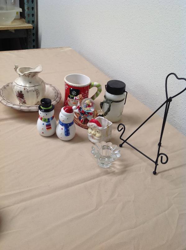 lot 42 image: Christmas Items, Mug, Candle Holder