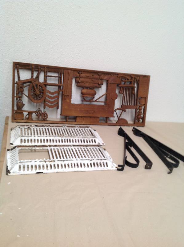 lot 76 image: 2 Vintage heat registrar, 2 hanging brackets and long wall art.