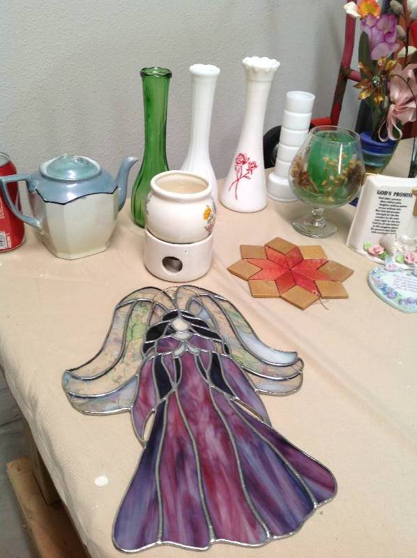 lot 87 image: House Decor Lot- Tea Pot, Vases, Stained Glass looking Angel