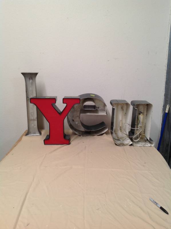 lot 30 image: I, Y, E, and U Letters