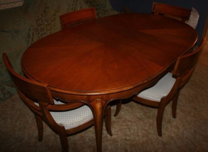 Dining Room Table and Chairs