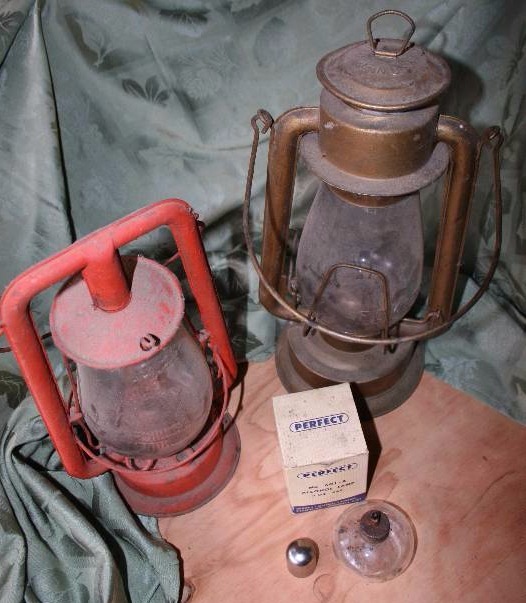 Two Lanterns