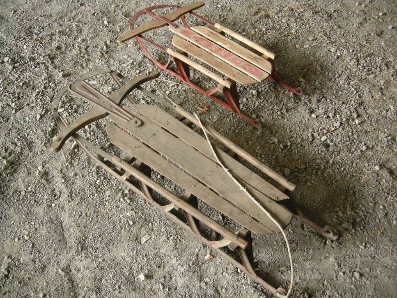 lot 32 image: Vintage Sleds