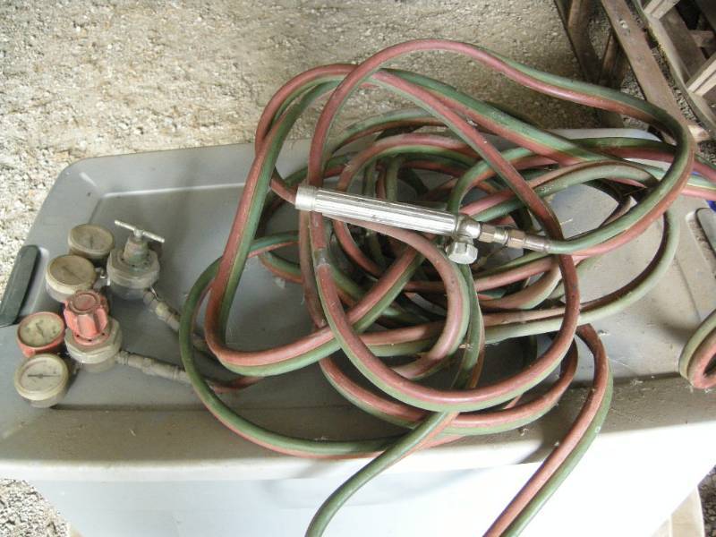 lot 36 image: Smiths WeldingTorch Gauges and Hose