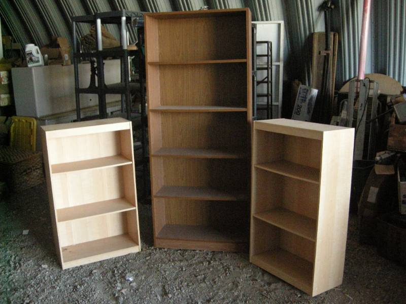 lot 78 image: 3 Wooden Shelf Units