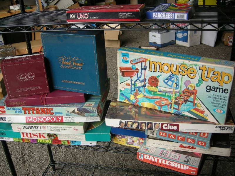 lot 111 image: Vintage Games - Boardgames