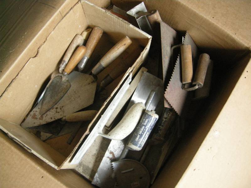 lot 123 image: Trowels