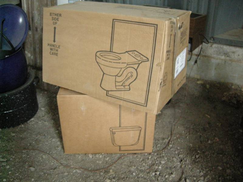 lot 124 image: Savex Toilet
