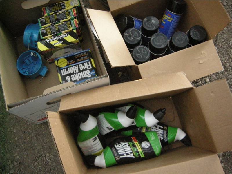 lot 175 image: Smoke Alarms, Cleaner, Rust Inhibitor