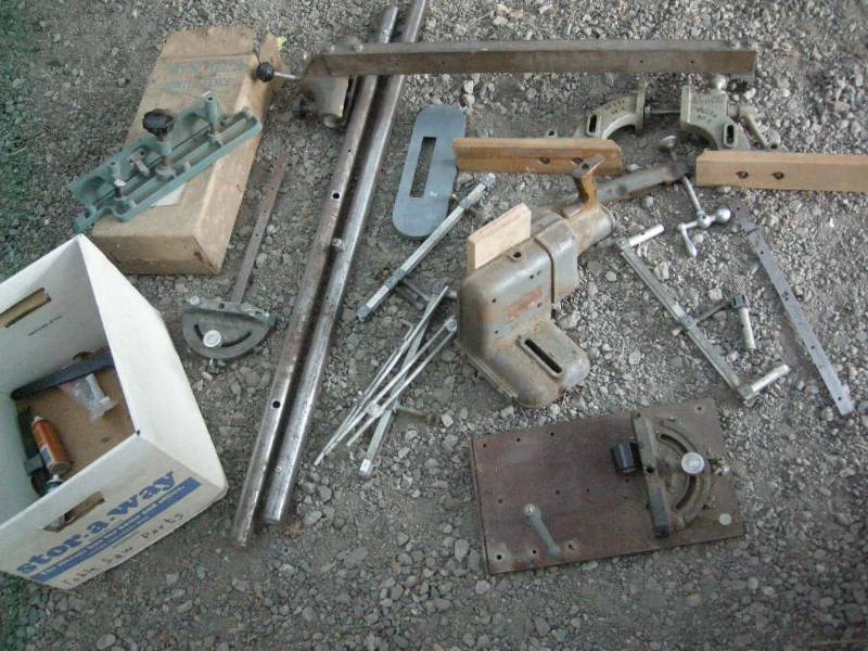 lot 200 image: Vintage Delta Saw Parts