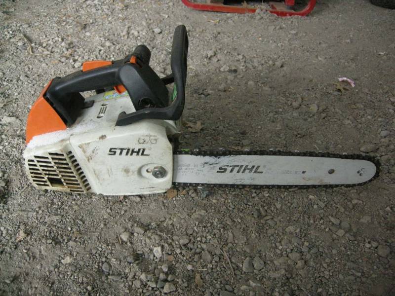 lot 3 image: Stihl Chainsaw