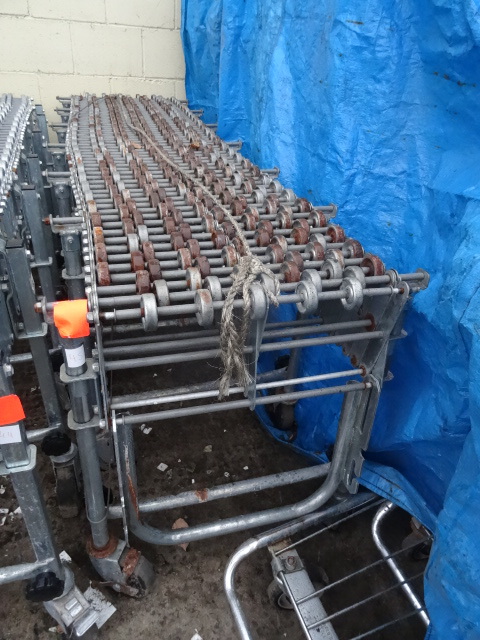 Nesta flex #175 accordian conveyor ...