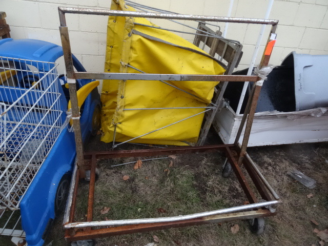 4 wheel panel cart. 46 x 23 x 45...