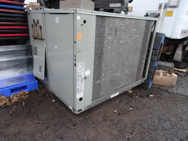 Trane model YCD180B3HAGA roof top h...