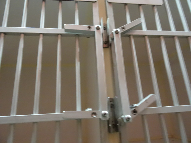 Double section dog  cat kennel. Fr...