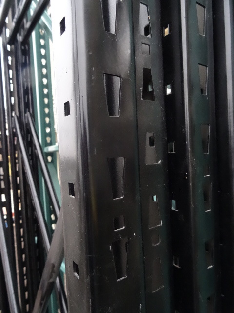 Metal shelving unit. 2 uprights 32 ...