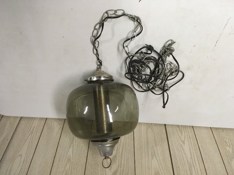 lot 15 image: MCM Hanging Glass Lamp w Chain