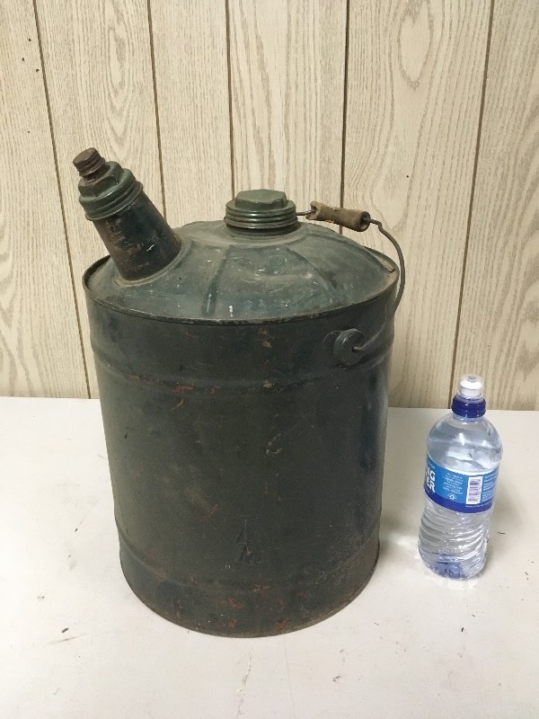 lot 11 image: Metal Gas Can Wooden Handle
