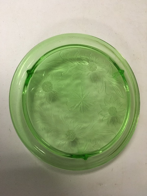 lot 22 image: Green Depression Glass