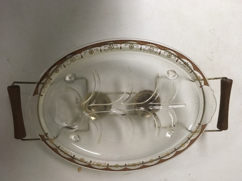 lot 31 image: Collectors Corner Design Steak Platter