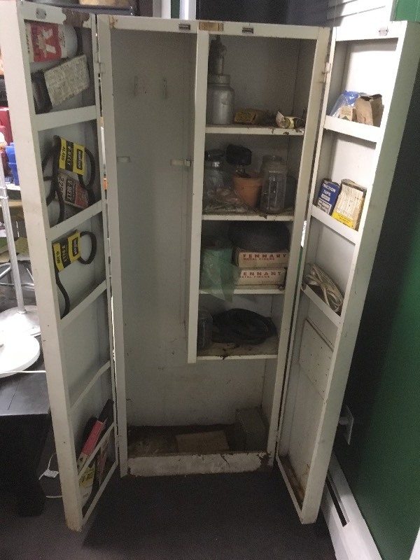 lot 69 image: Metal Cabinet with Contents