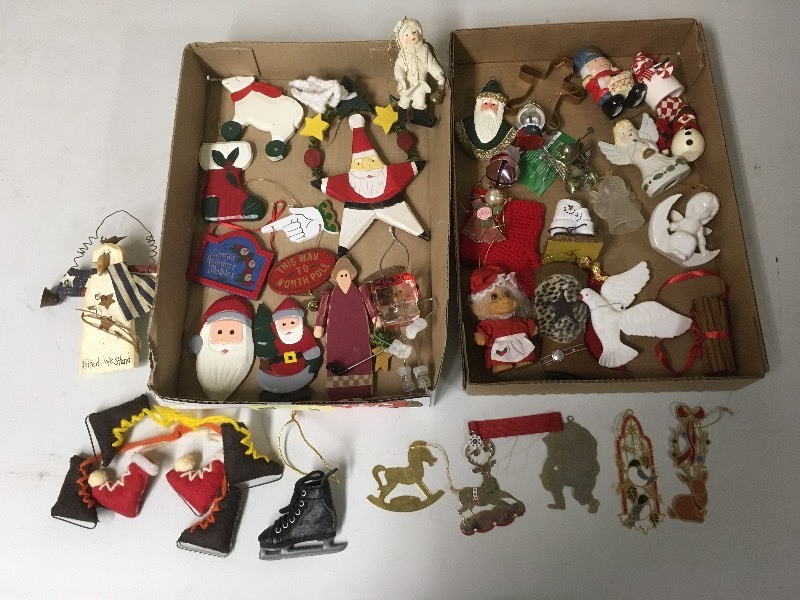 Ornaments Wooden & Santa & Skating