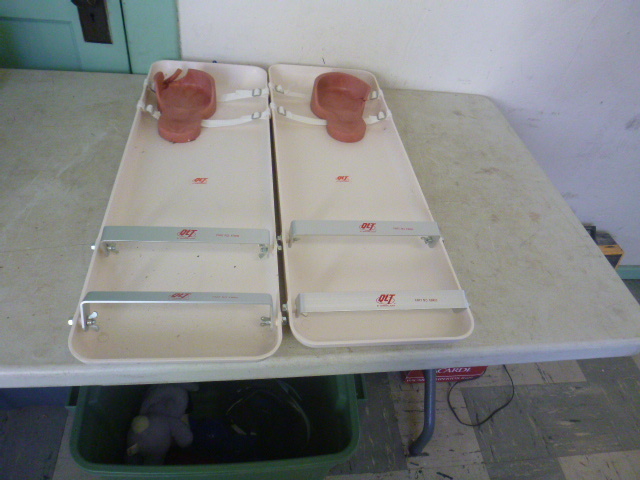 lot 21 image: 2 QLT Concrete Knee Boards