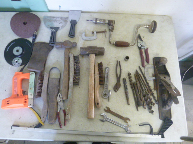 lot 35 image: Miscellaneous Tools