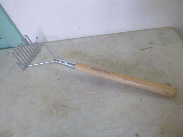 lot 49 image: Marshall Town Mixer