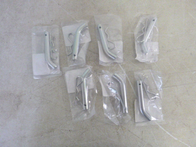 lot 118 image: 7 Valley Hitch Pin Kits