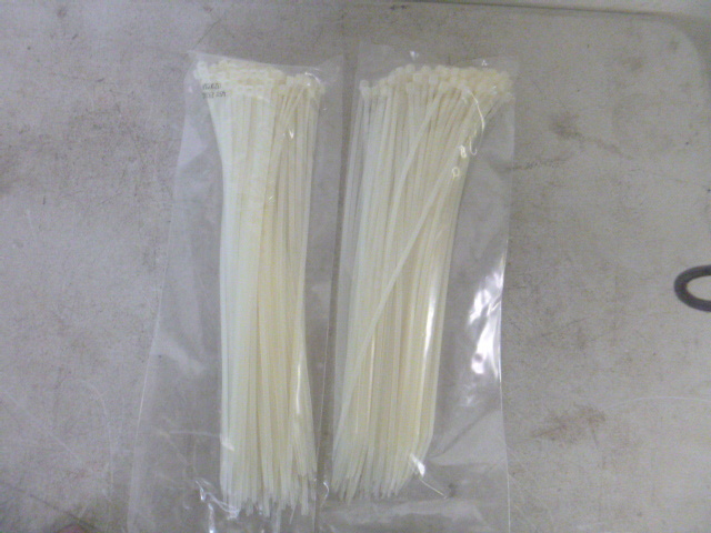 lot 124 image: 2 Packs of Cable Ties