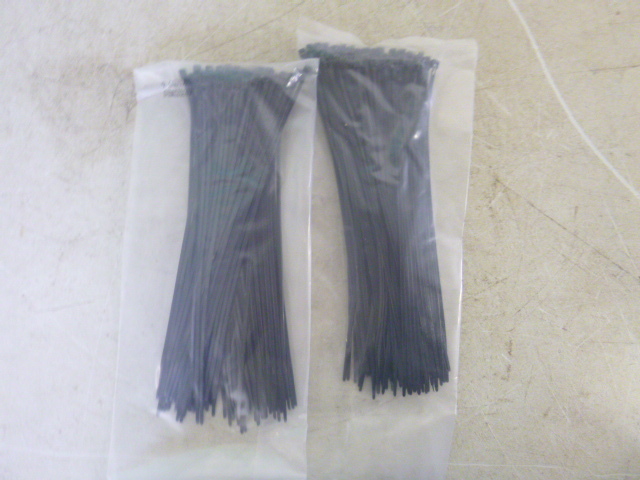 lot 130 image: 2 Packs of Cable Ties