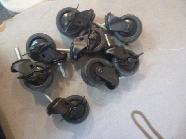 lot 155 image: 8 Casters